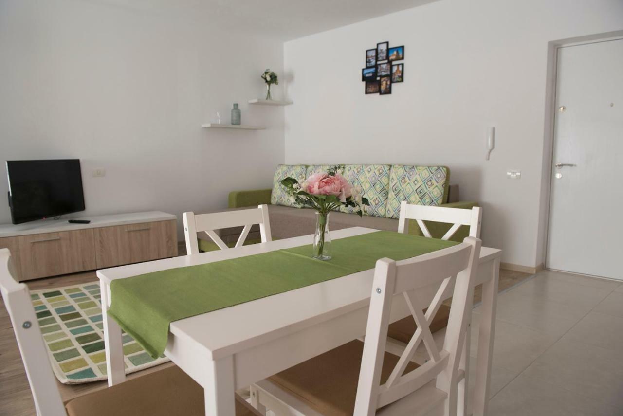 Cassie Apartment Брашов Екстер'єр фото